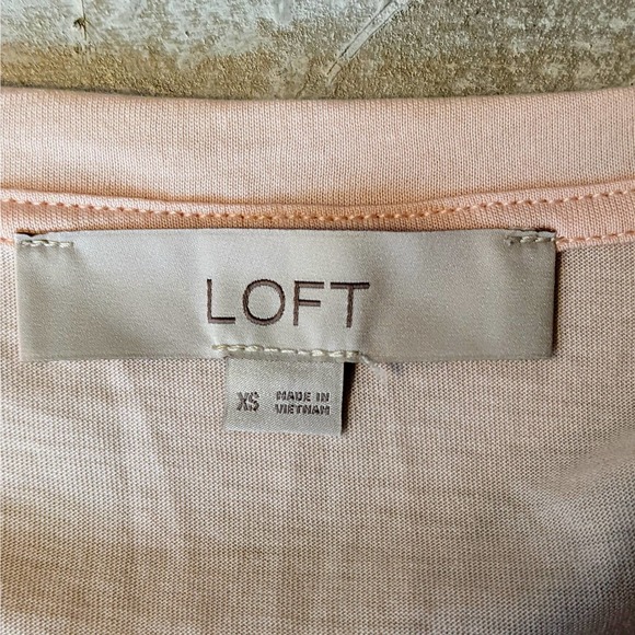 Loft Pink Knit Stretch Pullover with Flouncy Polka Dot Sheer Sleeves Size XS - Picture 3 of 3